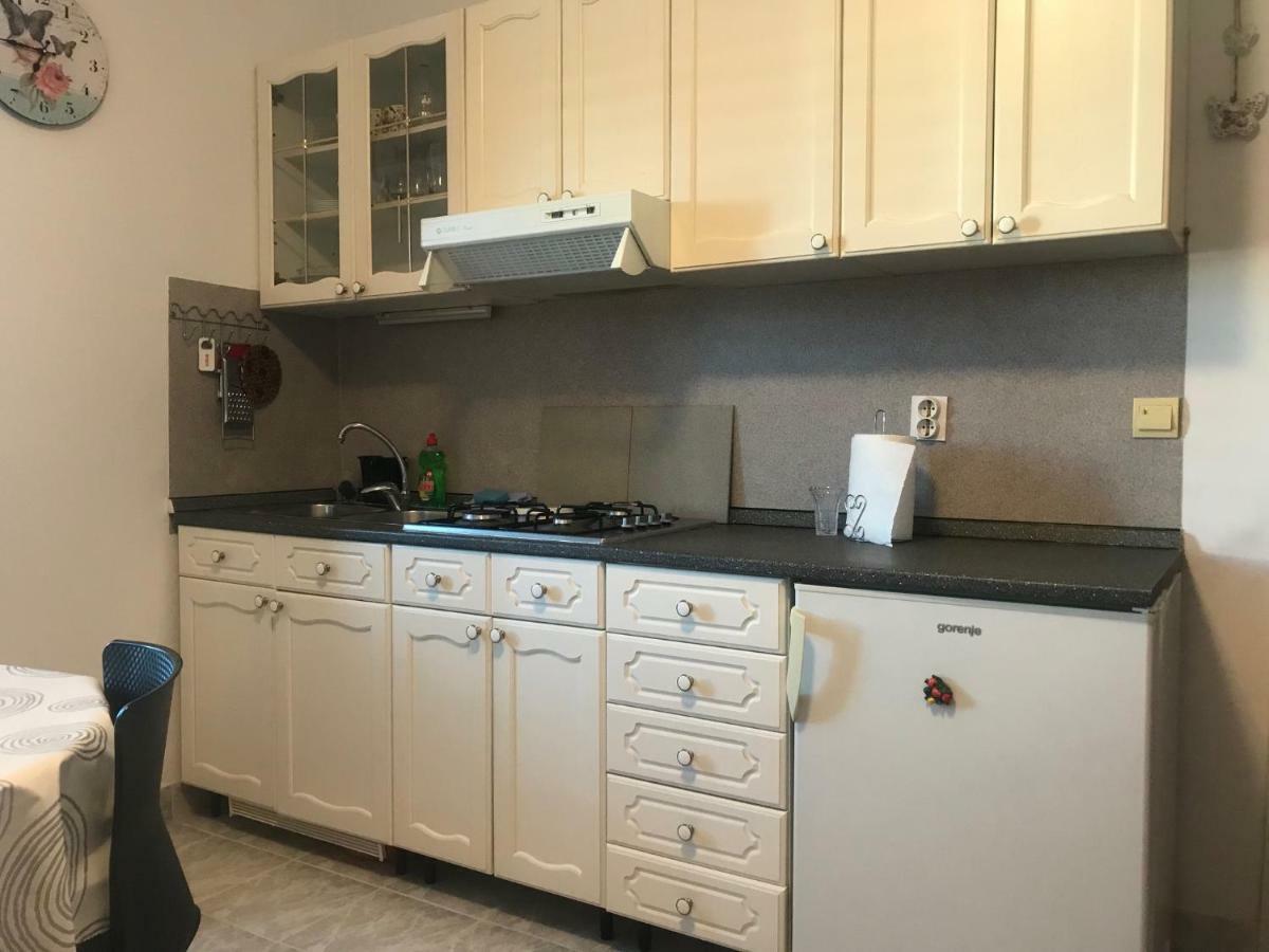 Apartman Gracin Primošten Eksteriør billede