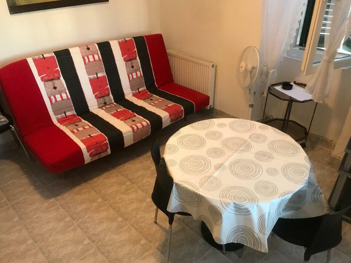 Apartman Gracin Primošten Eksteriør billede